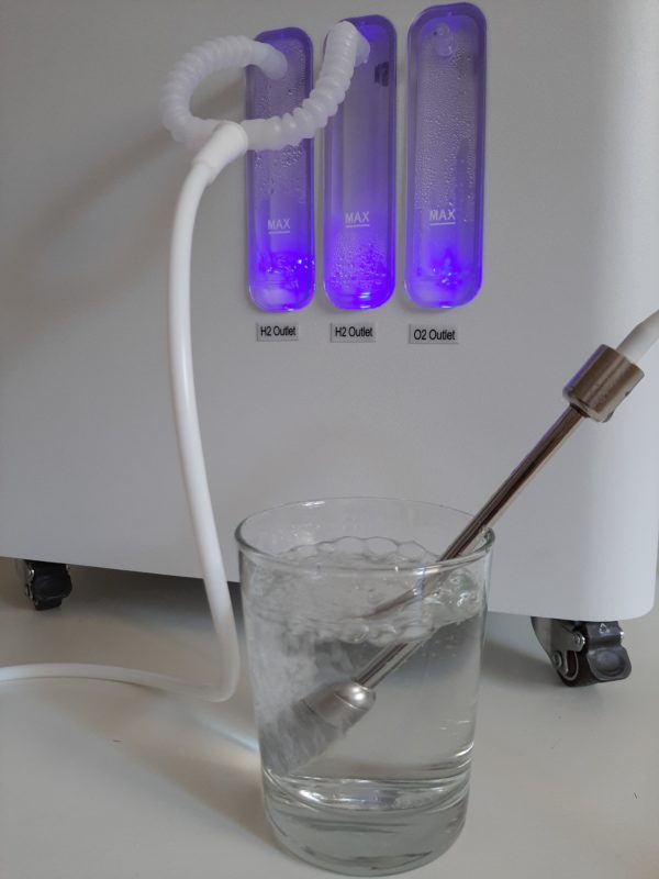 Hydrogénation de l'eau de boisson par le générateur JH-H900 1.4L